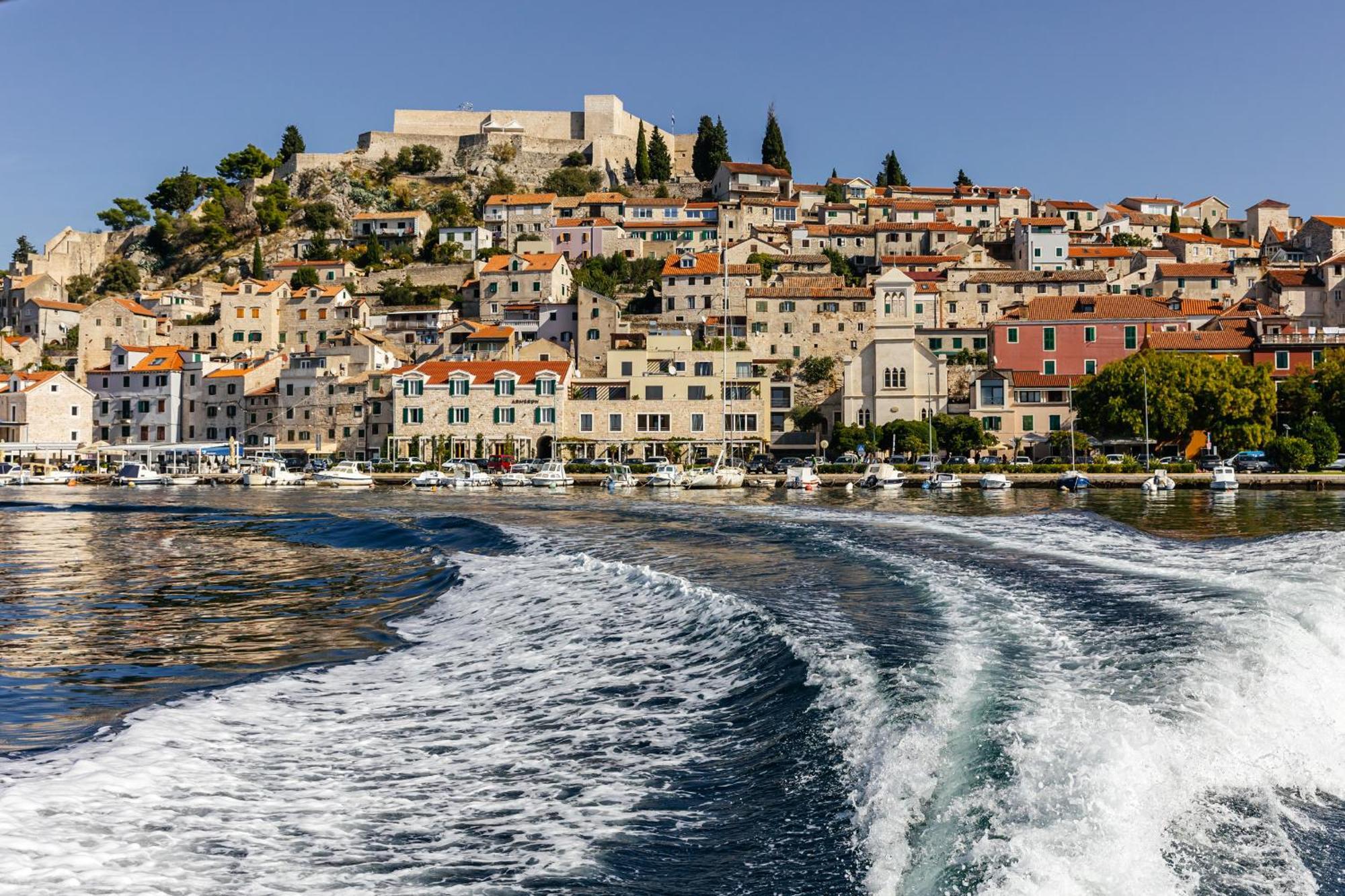 Armerun Heritage Hotel & Residences Sibenik Bagian luar foto