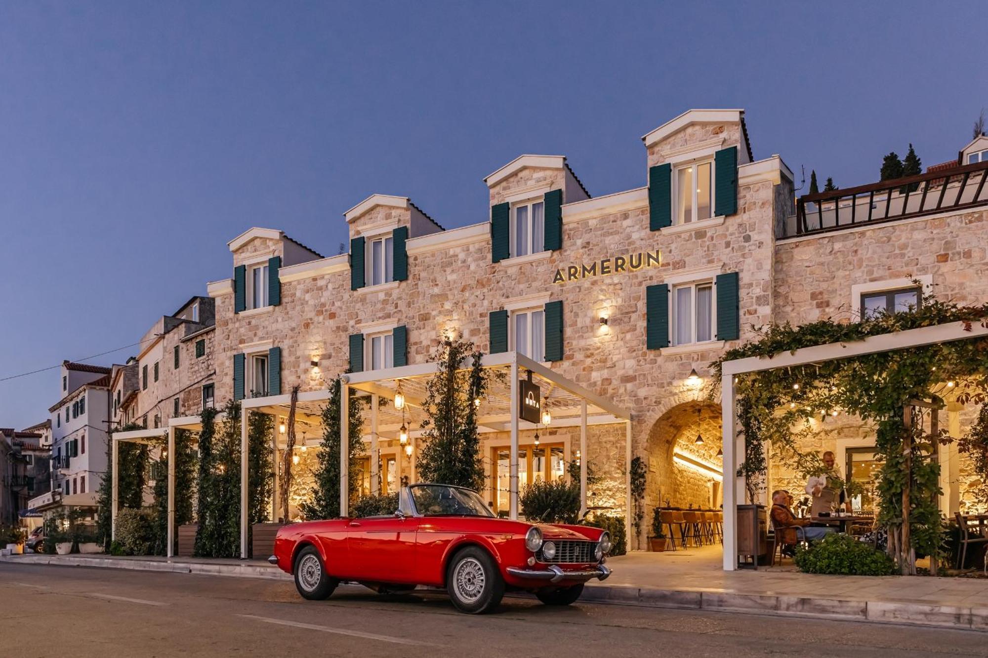 Armerun Heritage Hotel & Residences Sibenik Bagian luar foto