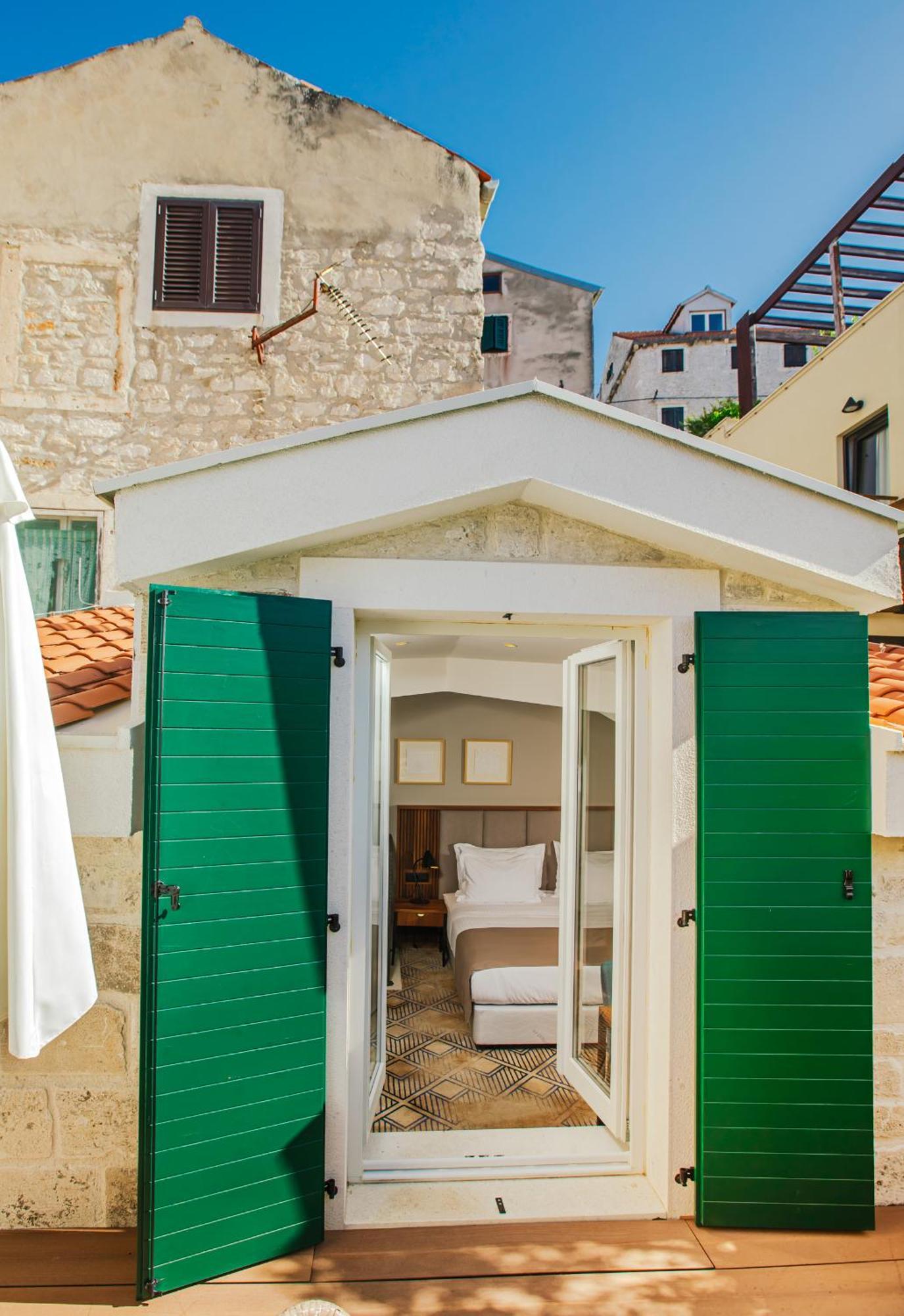 Armerun Heritage Hotel & Residences Sibenik Bagian luar foto
