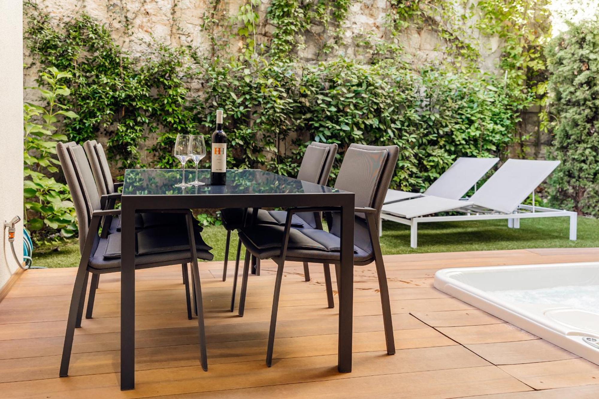Armerun Heritage Hotel & Residences Sibenik Ruang foto